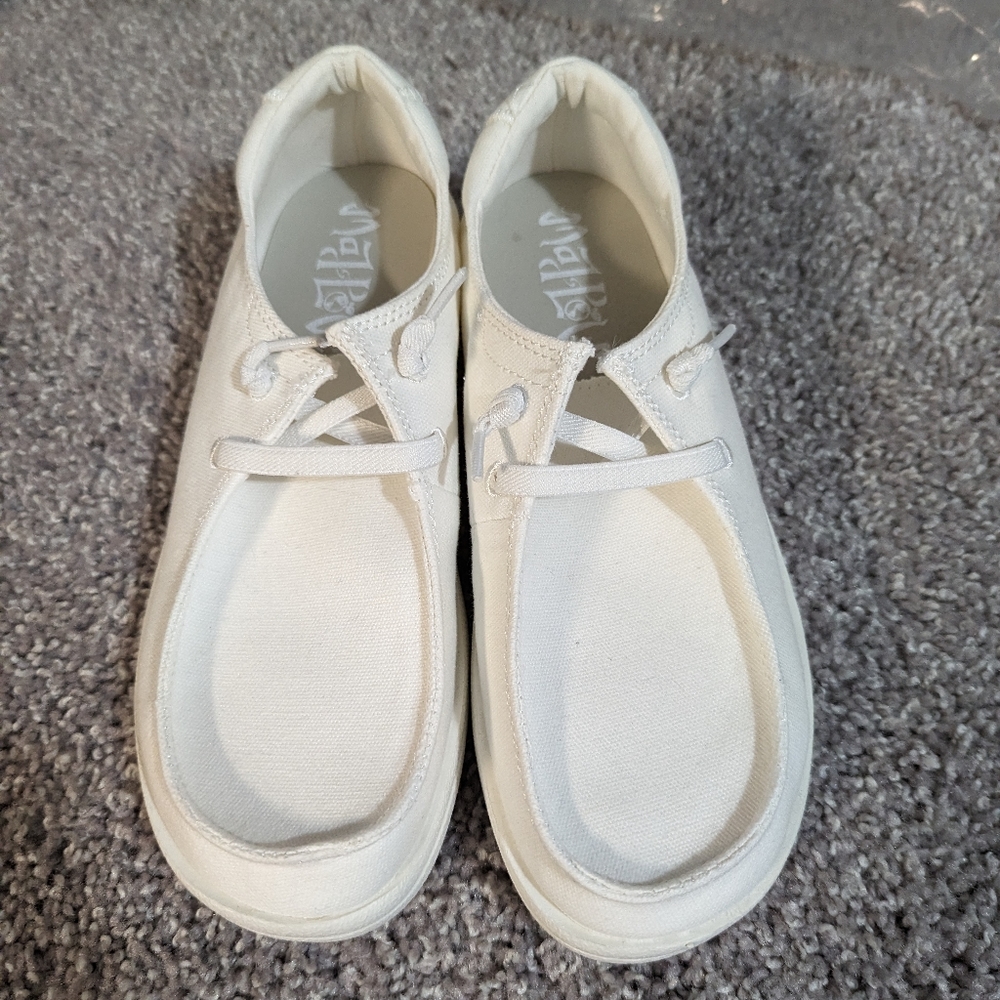 MadLove Women's Shoes NWOT